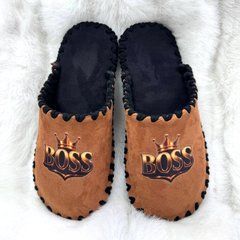 велюрові коричневі паркетні капці Boss