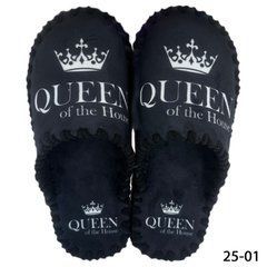 велюрові закриті капці з написом Queen
